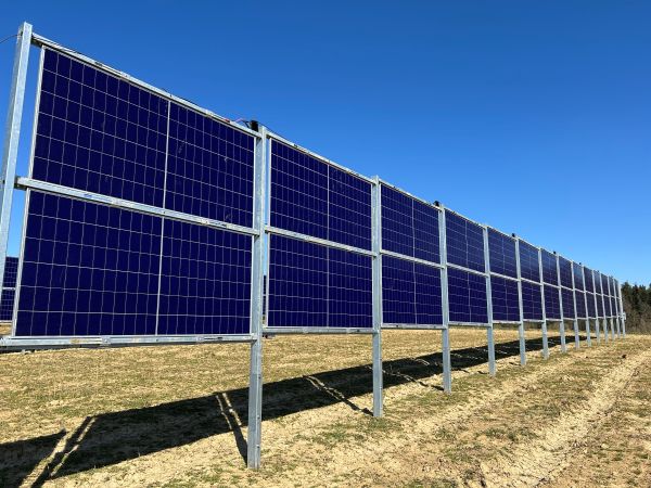 T.Werk PAN PV-Solarzaun in der Praxis