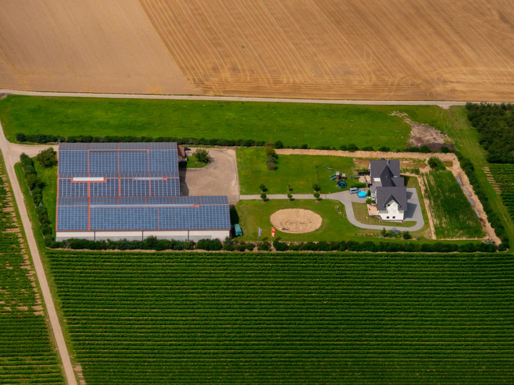 Solar power, Nieder-Olm (P1090617) (Symbolbild: SMA Solar Gewinnprognose)