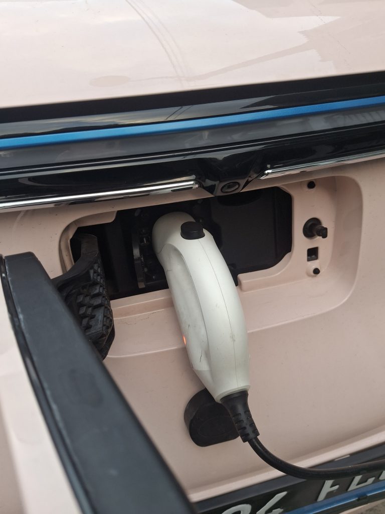 Wuling Airev Charging 20250730063332 (Symbolbild: Wallbox Lademanagement)