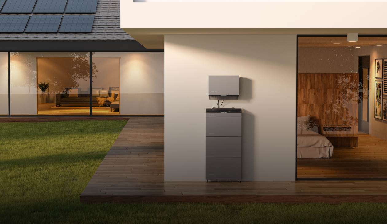 Photovoltaik-Speichersystem an einem Wohnhaus