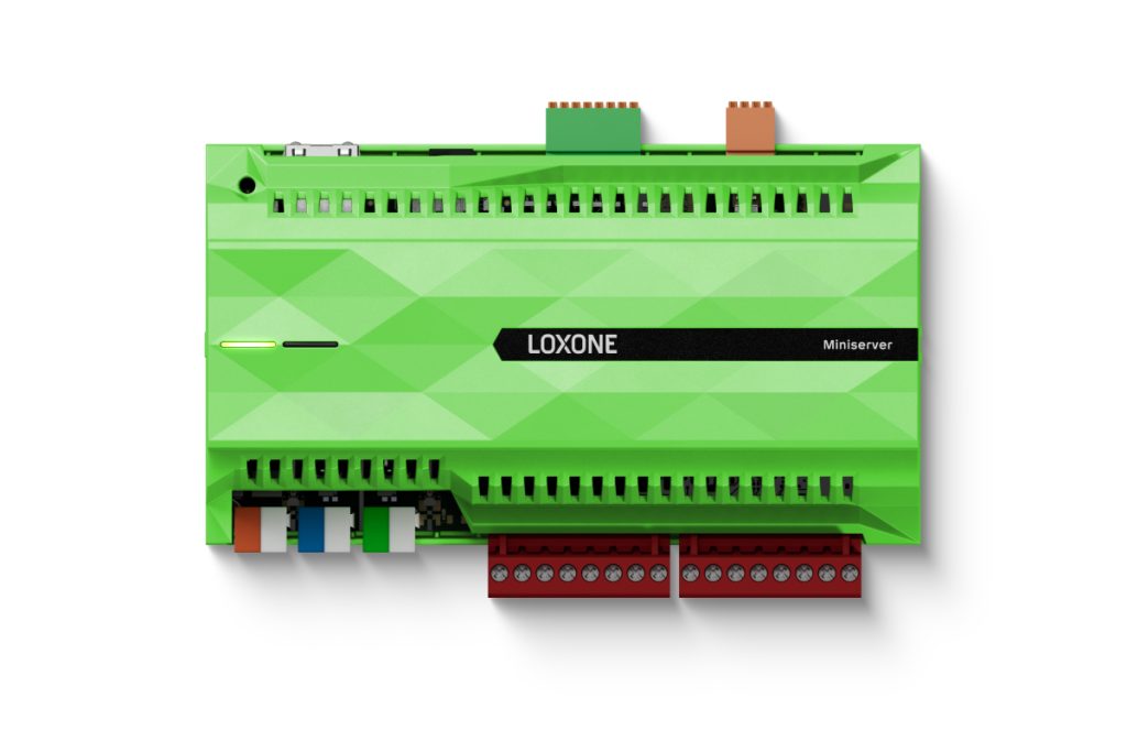 Loxone Miniserver Automationszentrale fuer die Hutschiene in Frontansicht