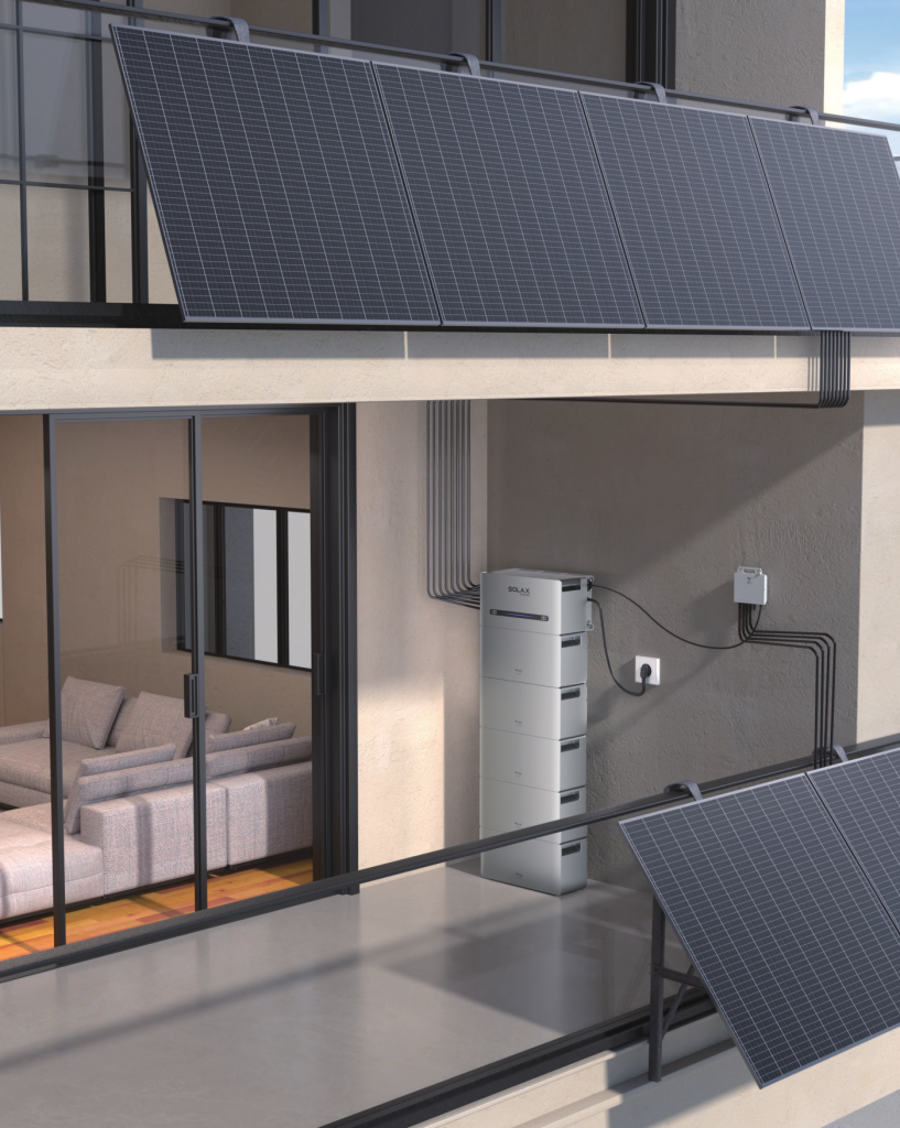 SolaX X-MS 2700 Balkonspeicher am Balkon montiert